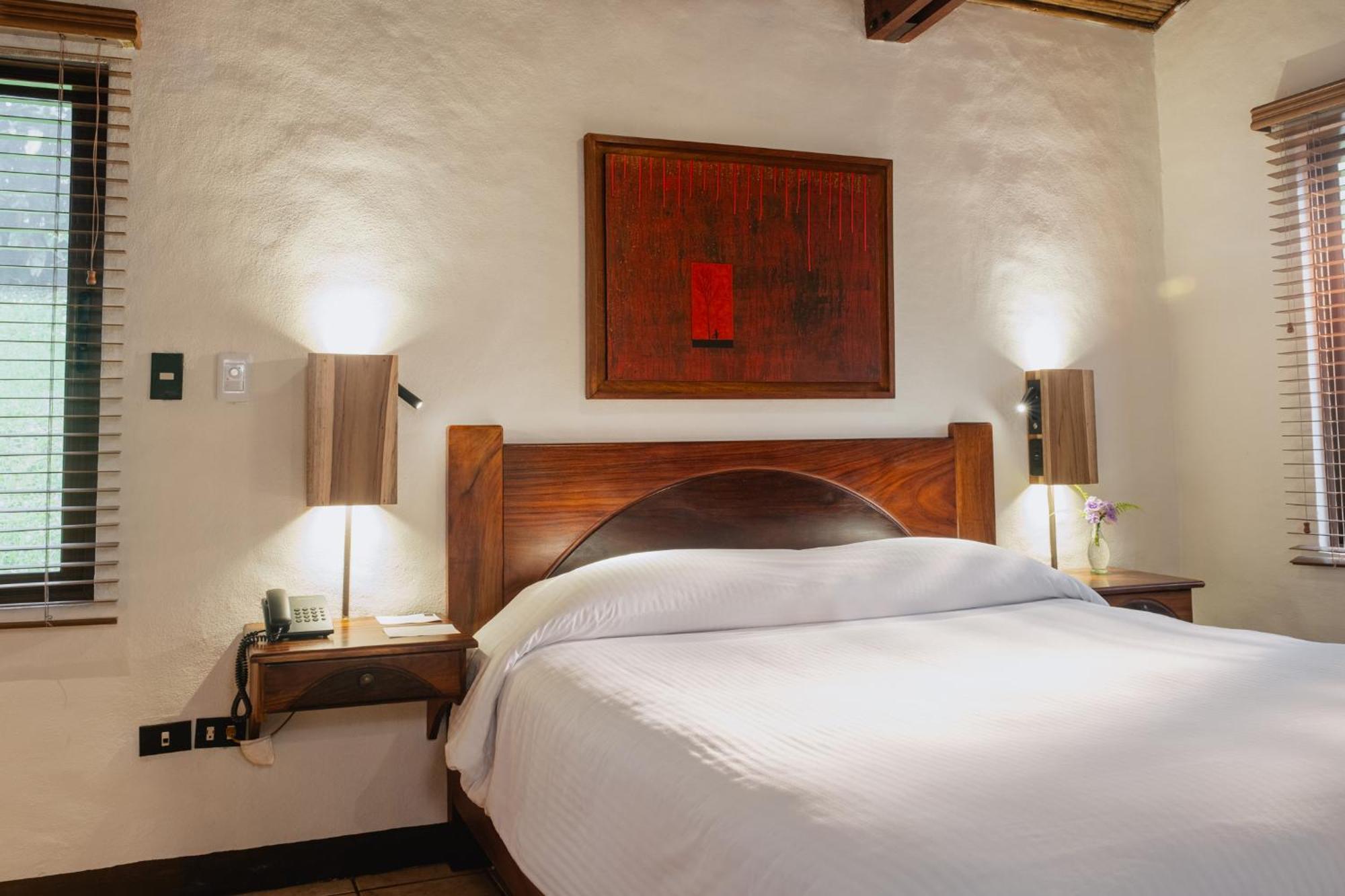 Villa Blanca Cloud Forest Hotel & Retreat San Ramón Quarto foto